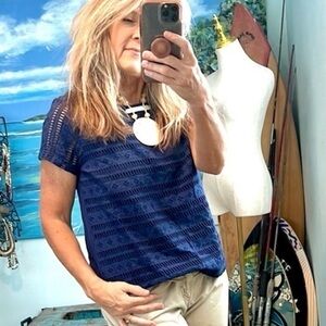 ⭐️VINEYARD VINES, DEEP BAY EYELET OVERLAY BLOUSE,NAVY, ⭐️Wardrobe Add, Size S